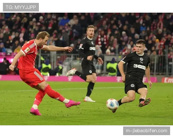 德甲争冠格局分析：拜仁领先优势下的联赛竞争力评估